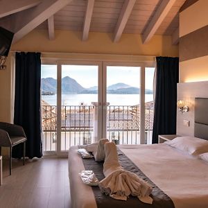 Camera con letto king size